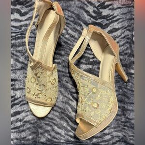 Elegant Gold Women's Heels